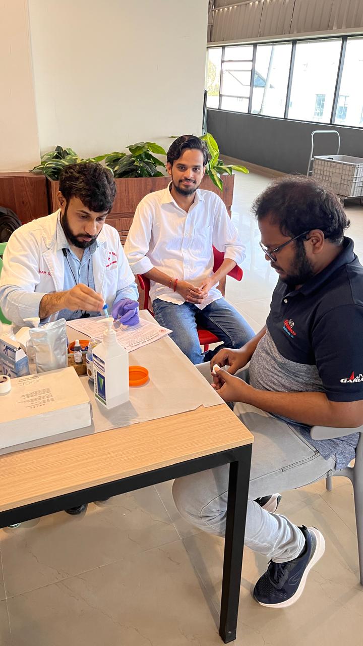 Health screening before blood donation at PFMECT Bangalore camp