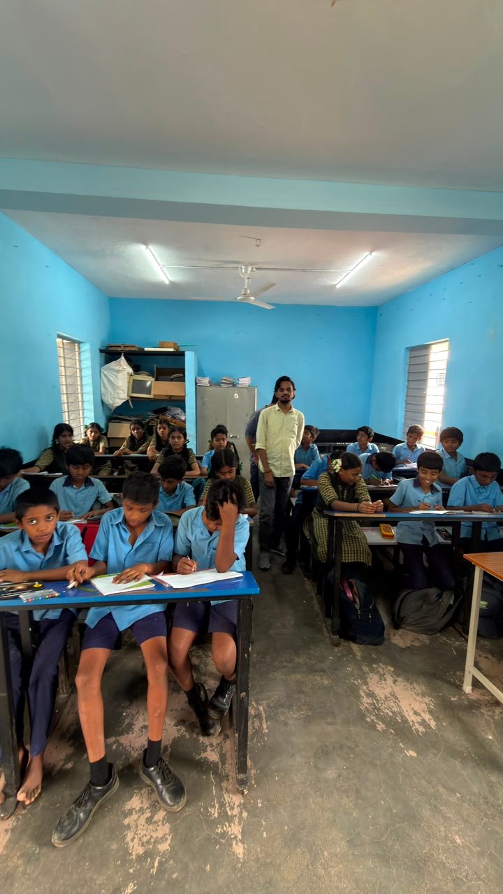 Students expressing creativity through art on Independence Day programme